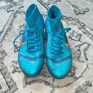 Nike mercurial soccer cleat